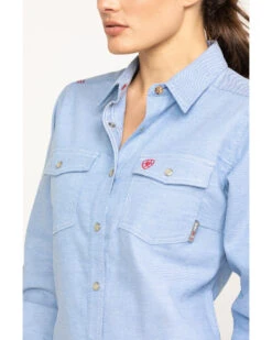 Ariat Women's FR Solid DuraStretch Long Sleeve Snap Work Shirt -Ariat || Wrangler || FREE PEOPLE Sales Store 2000281174 400 P4