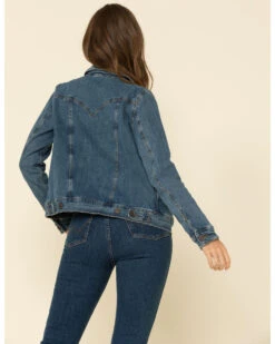 Wrangler Women's Dark Classic Fit Denim Jacket 8 Wrangler Women's Dark Classic Fit Denim Jacket -Ariat || Wrangler || FREE PEOPLE Sales Store 2000332588 400 P5
