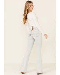 Idyllwind Women's Light Wash High Rise Friendship Flare Jeans 7 Idyllwind Women's Light Wash High Rise Friendship Flare Jeans -Ariat || Wrangler || FREE PEOPLE Sales Store 2000342580 450 P5