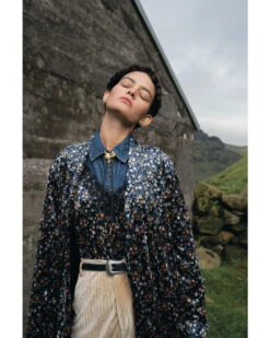 Molly Bracken Women's Ditsy Floral Print Stretch Velvet Open Front Blazer -Ariat || Wrangler || FREE PEOPLE Sales Store 2000350175 001 P1