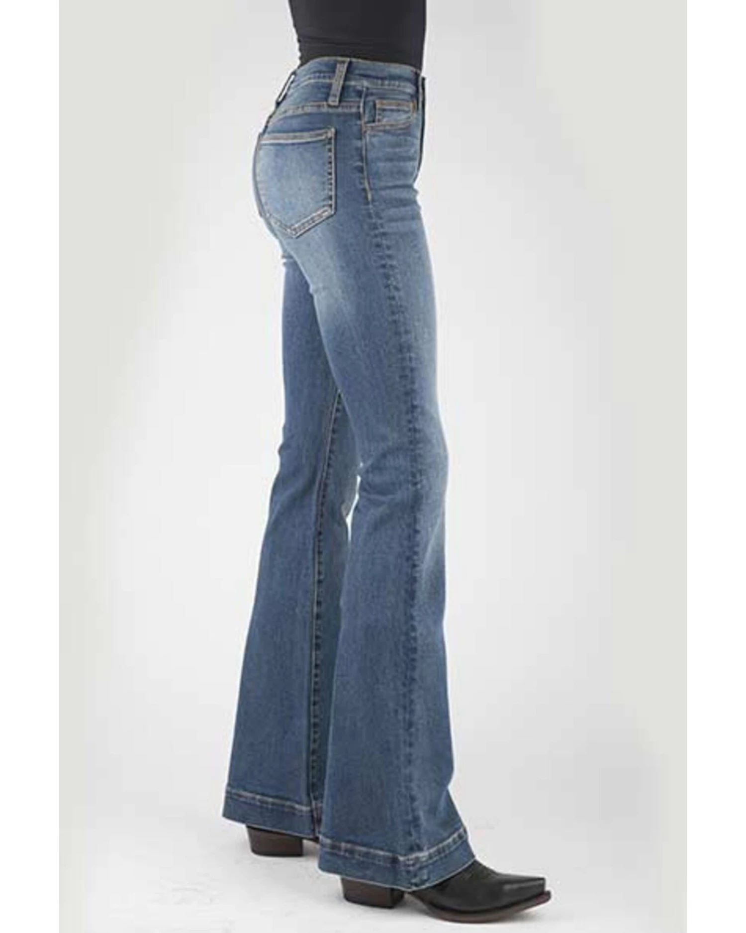Stetson Women's 921 Light Wash High Rise Plain Pocket Flare Jean 2 Stetson Women's 921 Light Wash High Rise Plain Pocket Flare Jean - Image 2