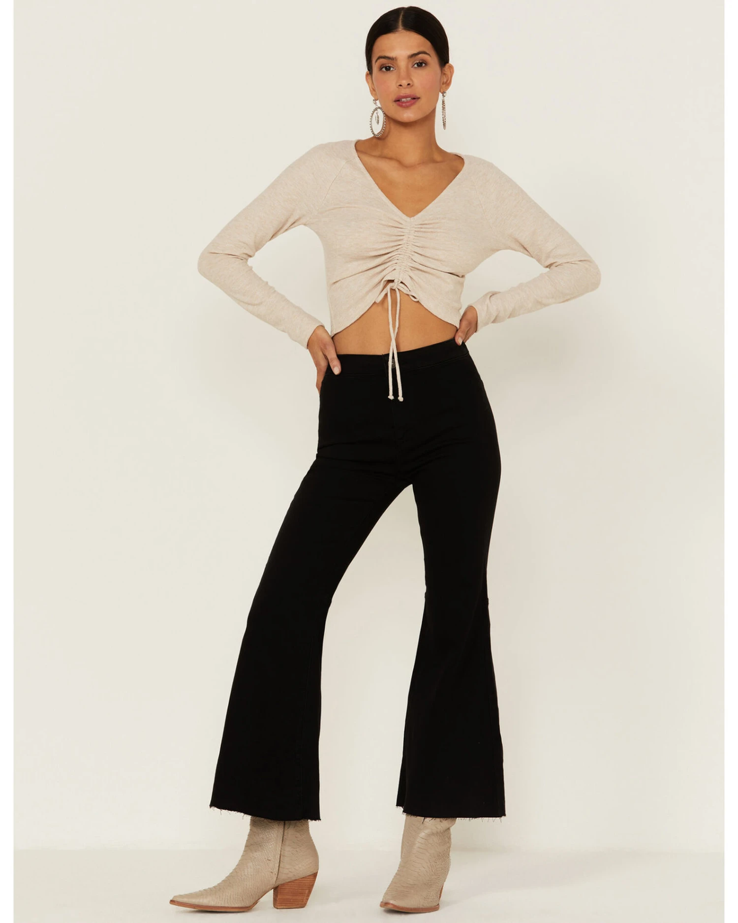 Free People Women's Youthquake High Rise Crop Flare Jeans 4 Free People Women's Youthquake High Rise Crop Flare Jeans - Image 4