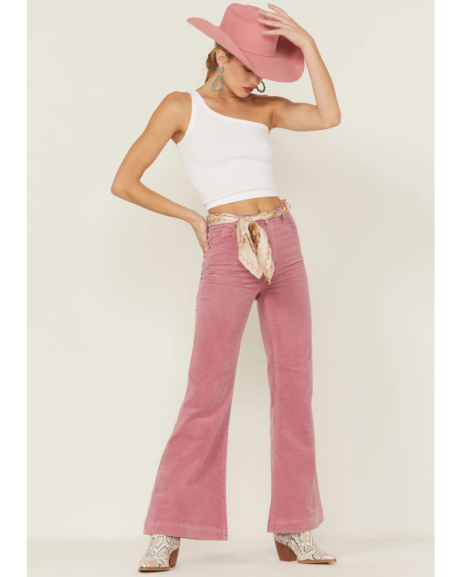 Rolla's Women's Eastcoast Corduroy Flare Jeans 4 Rolla's Women's Eastcoast Corduroy Flare Jeans - Image 4