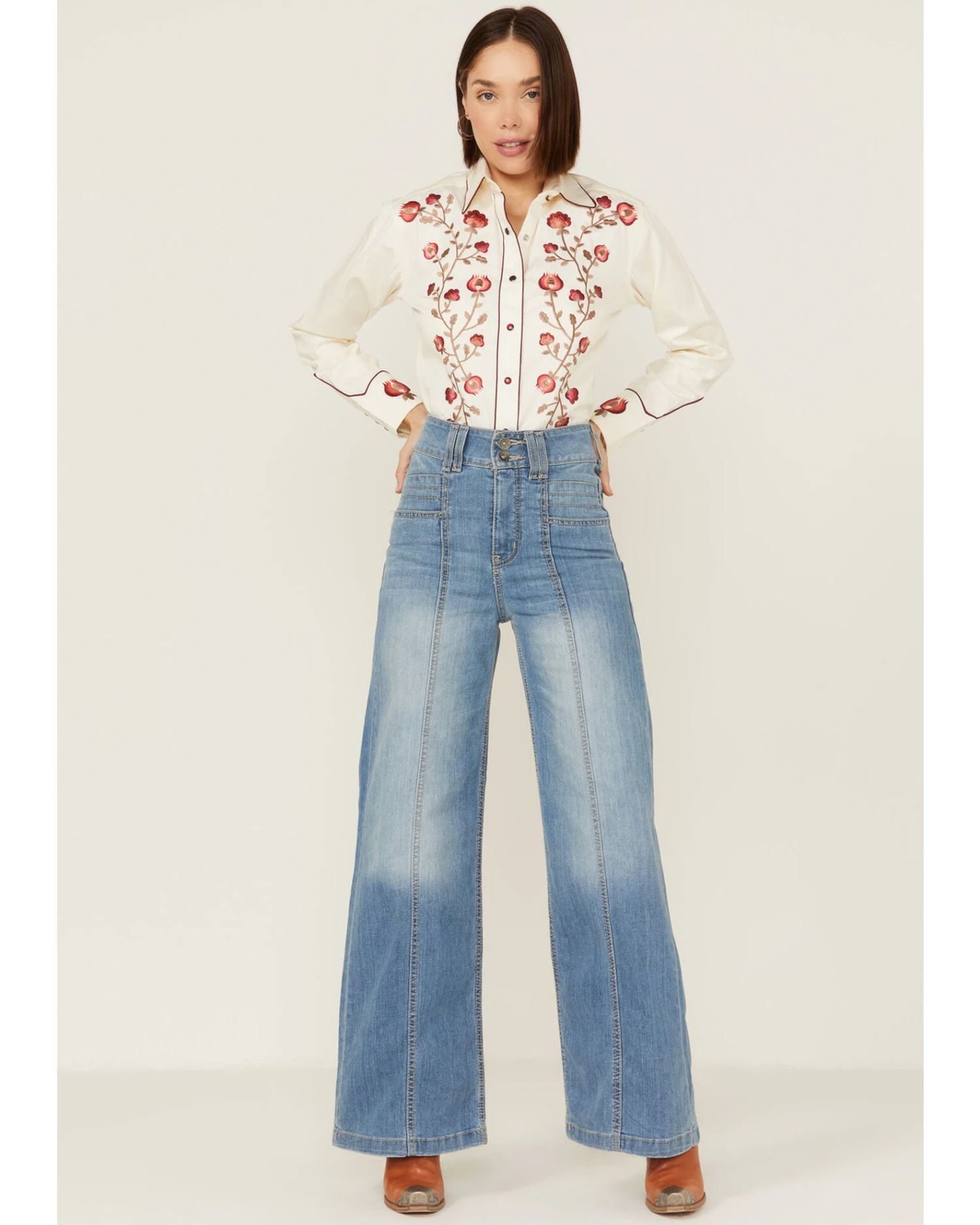 Rockmount Ranchwear Women's Vintage Thistle Floral Embroidery Pearl Snap Western Shirt 3 Rockmount Ranchwear Women's Vintage Thistle Floral Embroidery Pearl Snap Western Shirt - Image 3