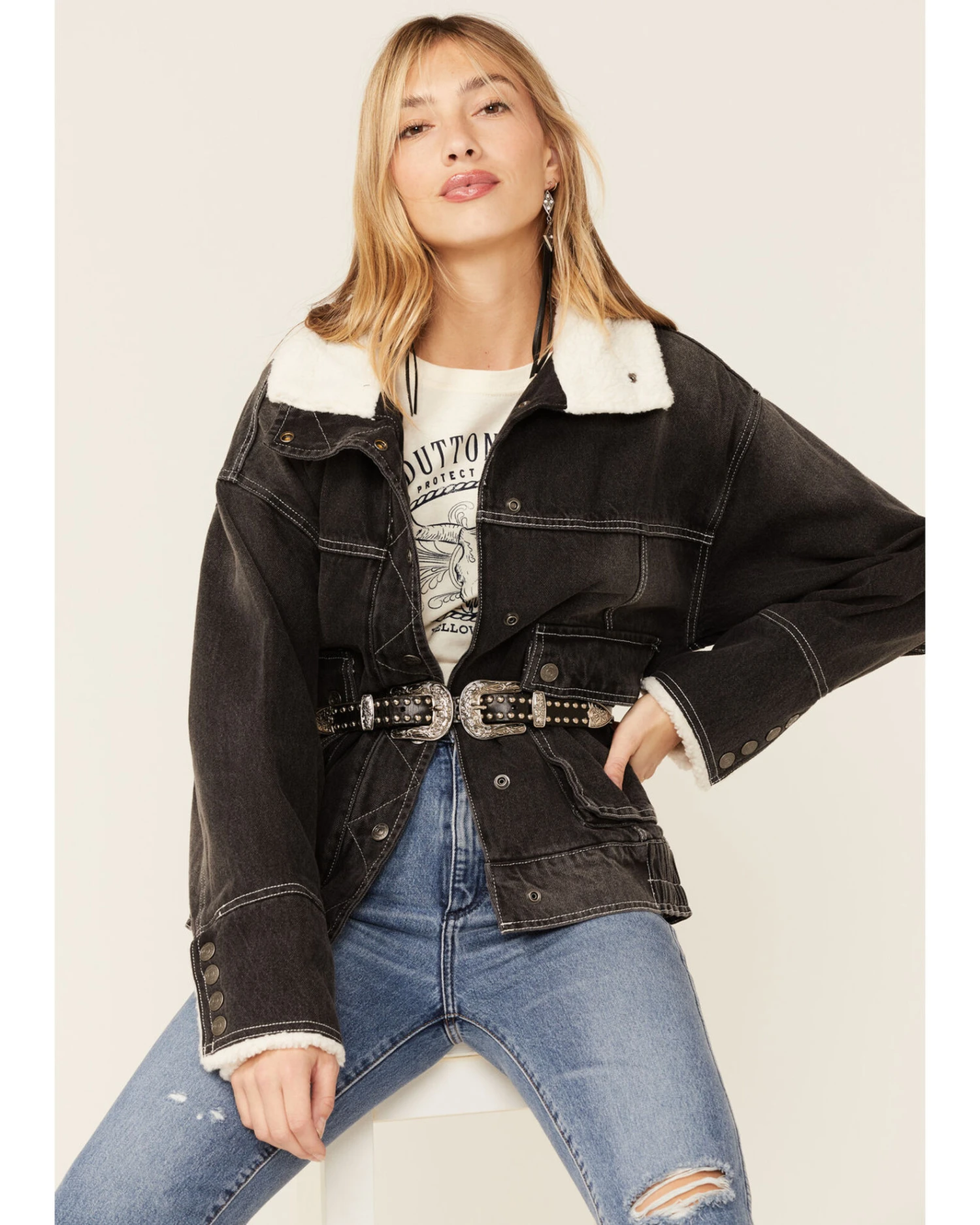 Free People Women's Ariel Cozy Denim Bomber Jacket 2 Free People Women's Ariel Cozy Denim Bomber Jacket - Image 2