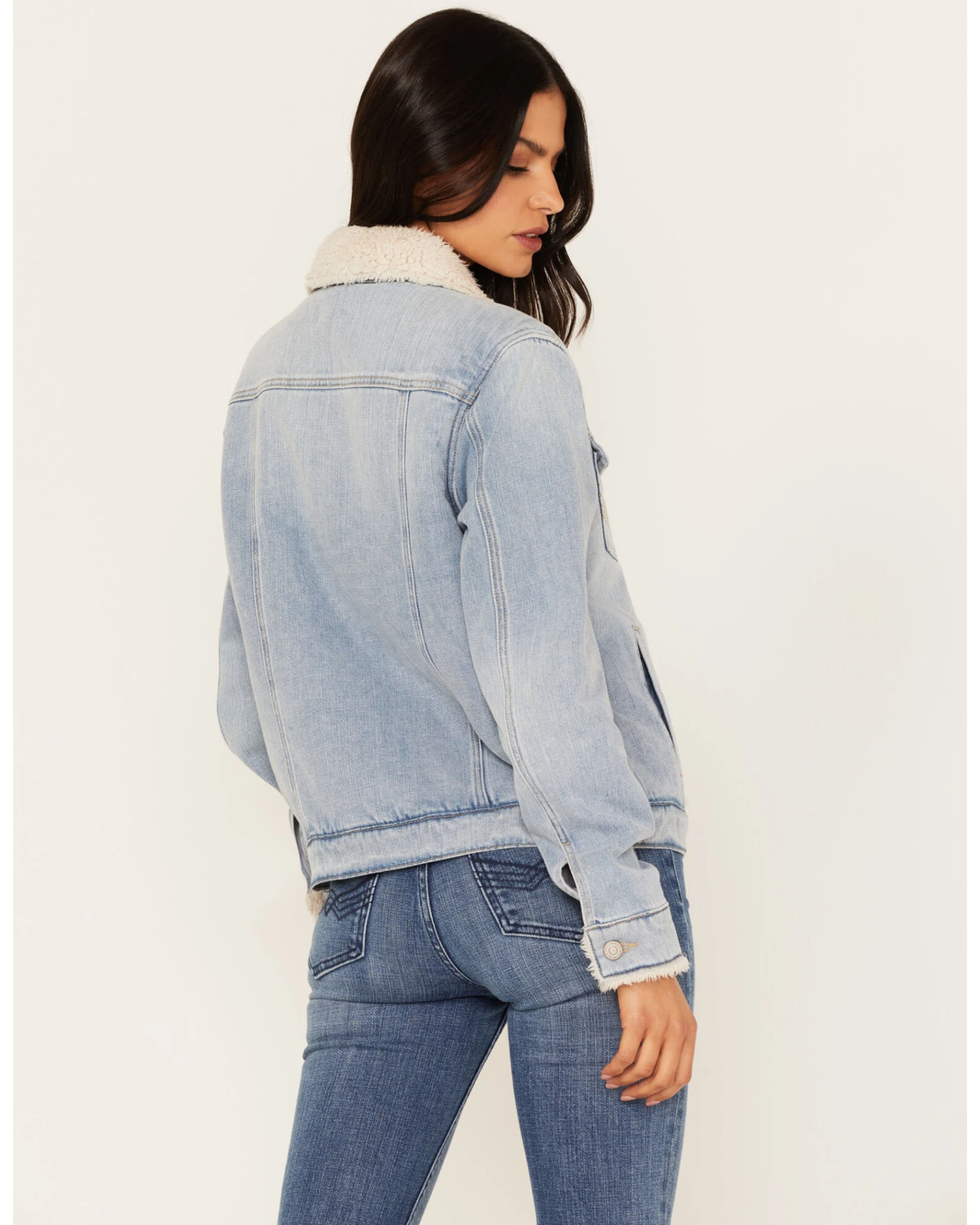 Idyllwind Women's Sherpa Lined Denim Trucker Jacket 3 Idyllwind Women's Sherpa Lined Denim Trucker Jacket - Image 3