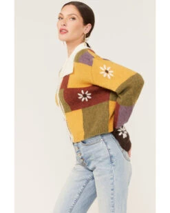 Cleo + Wolf Women's Patchwork Floral Knit Sweater -Ariat || Wrangler || FREE PEOPLE Sales Store 2000374831 710 P2