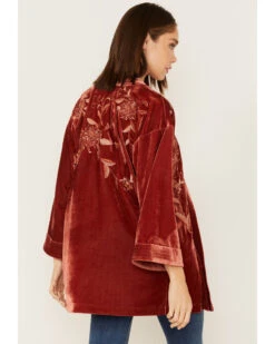 Mystree Women's Floral Embroidered Velvet Kimono -Ariat || Wrangler || FREE PEOPLE Sales Store 2000378492 800 P4