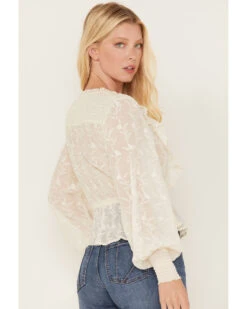 Shyanne Women's Floral Embroidered Chiffon Ruffle Blouse -Ariat || Wrangler || FREE PEOPLE Sales Store 2000380619 105 P4