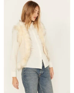 Shyanne Women's Fur Trim Knit Vest 7 Shyanne Women's Fur Trim Knit Vest -Ariat || Wrangler || FREE PEOPLE Sales Store 2000380633 105 P2