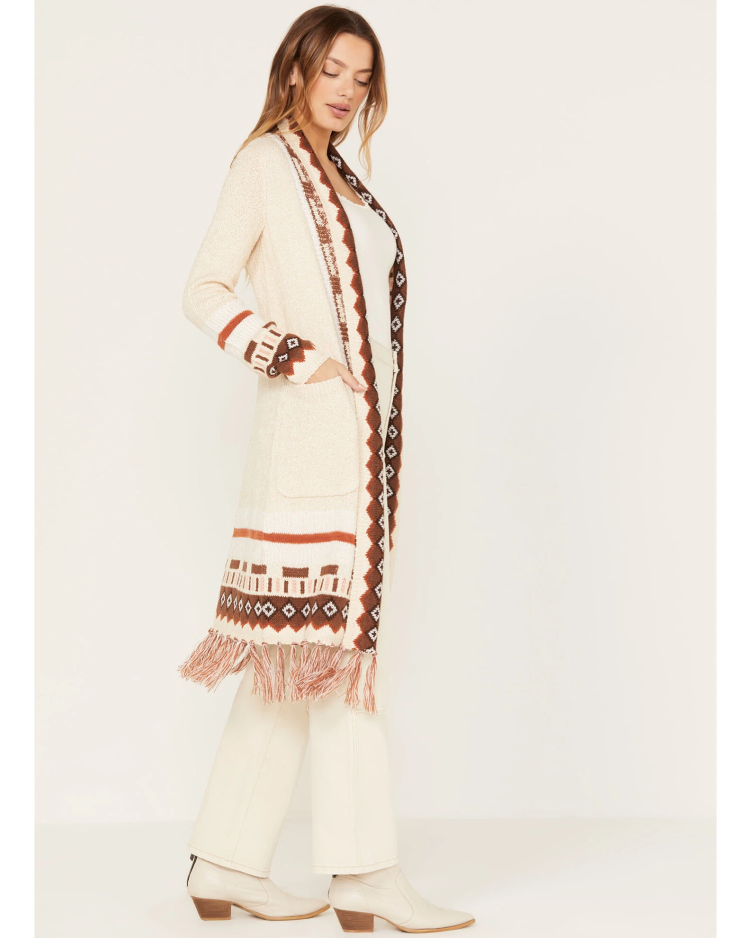 Shyanne Women's Southwestern Border Knit Maxi Cardigan 4 Shyanne Women's Southwestern Border Knit Maxi Cardigan - Image 4