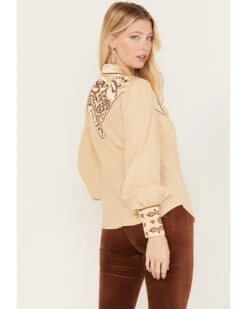 Shyanne Women's Long Sleeve Embroidered Western Snap Shirt -Ariat || Wrangler || FREE PEOPLE Sales Store 2000382862 251 P4