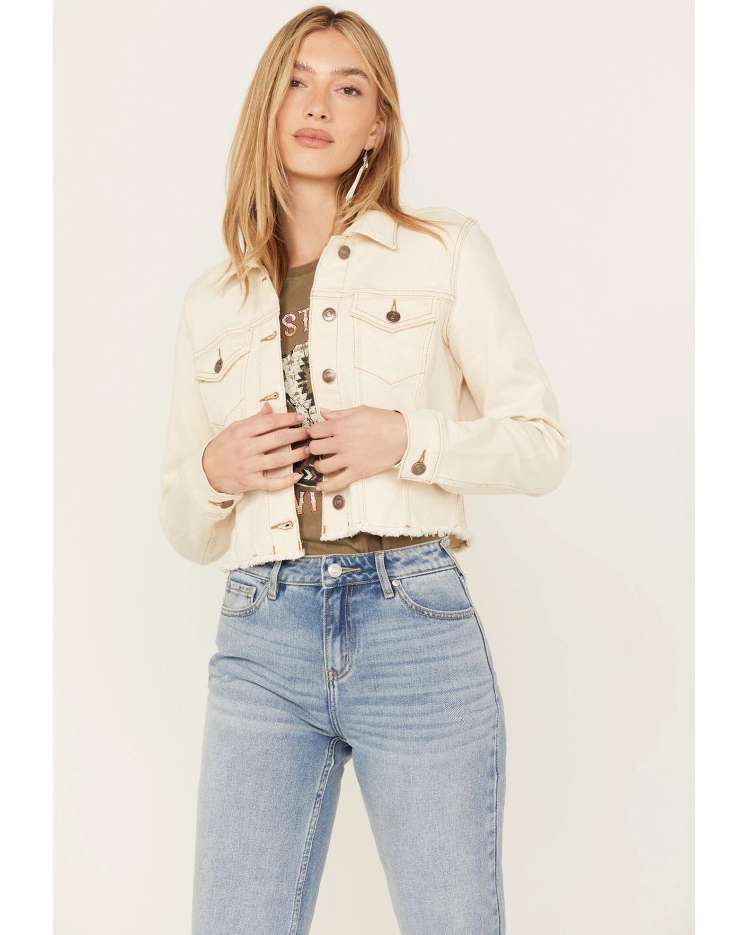 Shyanne Women's Cropped Fray Western Jacket 3 Shyanne Women's Cropped Fray Western Jacket - Image 3