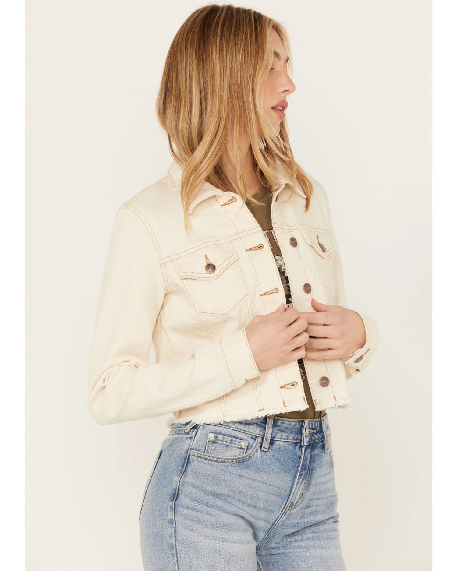 Shyanne Women's Cropped Fray Western Jacket 4 Shyanne Women's Cropped Fray Western Jacket - Image 4