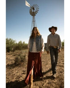 Cleo + Wolf Women's Medium Wash Oversized Embroidered Denim Vest -Ariat || Wrangler || FREE PEOPLE Sales Store 2000383235 414 P1