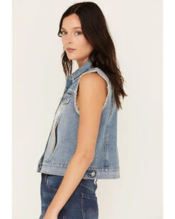 Cleo + Wolf Women's Medium Wash Oversized Embroidered Denim Vest -Ariat || Wrangler || FREE PEOPLE Sales Store 2000383235 414 P3