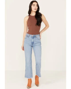 Wrangler Women's Medium Wash High Rise Wrock 627 Flare Jeans -Ariat || Wrangler || FREE PEOPLE Sales Store 2000383474 400 P1