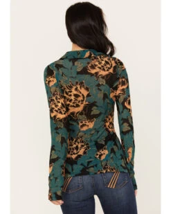 Free People Women's Lucky Shirtee -Ariat || Wrangler || FREE PEOPLE Sales Store 2000385484 301 P4