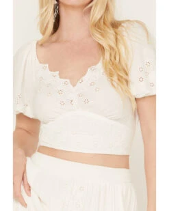 Ariat || Wrangler || FREE PEOPLE Sales Store 31 Idyllwind Women's Peony Cropped Top