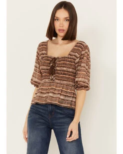 Shyanne Women's Smocked Lace-Up Print Top -Ariat || Wrangler || FREE PEOPLE Sales Store 2000387036 210 P1