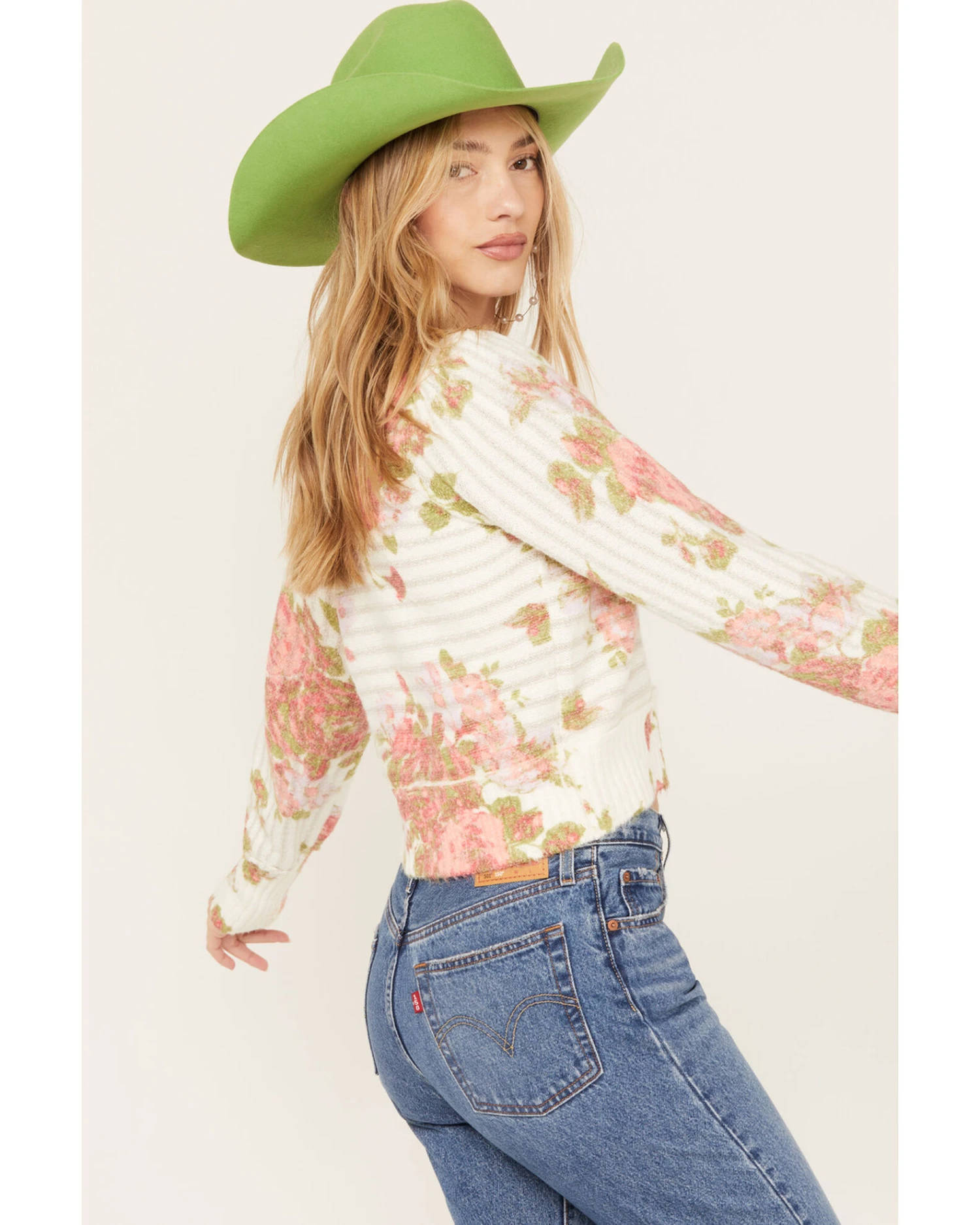 Free People Women's Bed Of Roses Sweater 2 Free People Women's Bed Of Roses Sweater - Image 2