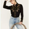 Rockmount Ranchwear Women's Floral Embroidered Long Sleeve Pearl Snap Western Shirt